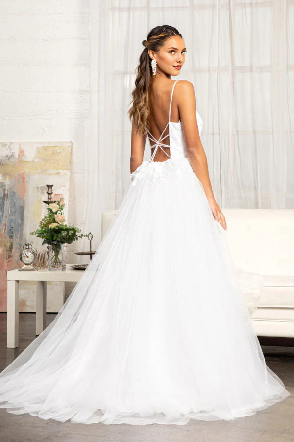 Abito da sposa lungo e profondo con scollo a V bianco e motivo floreale 3D